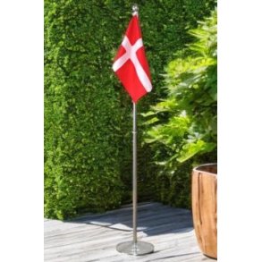 Gulvflag i Metal - Dannebrog - 108-192 cm