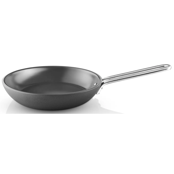 Eva Trio Laser Titanium Professional Pande - 24 cm