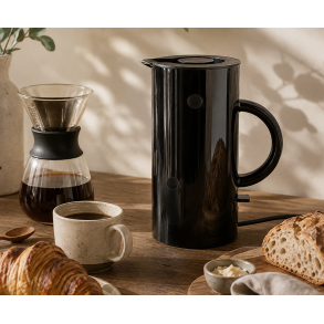 Stelton EM77 Elkedel - 0,5 l - Sort